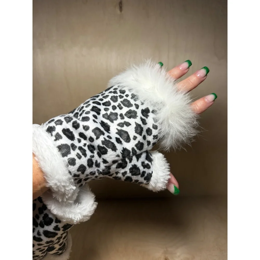 Leopard Print Fingerless Gloves Faux Fur Trim Pom Pom Lace Up Black White Y2K